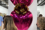Jeff Koons - Sacred Heart (Magenta/Gold) - $14,6 млн.